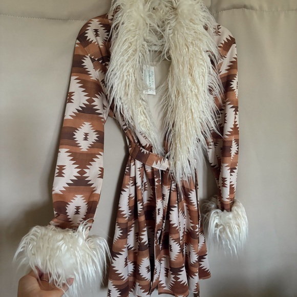 Southern Grace Brown and Cream Long Sleeve Dress with Faux Fur - Picture 5 of 5